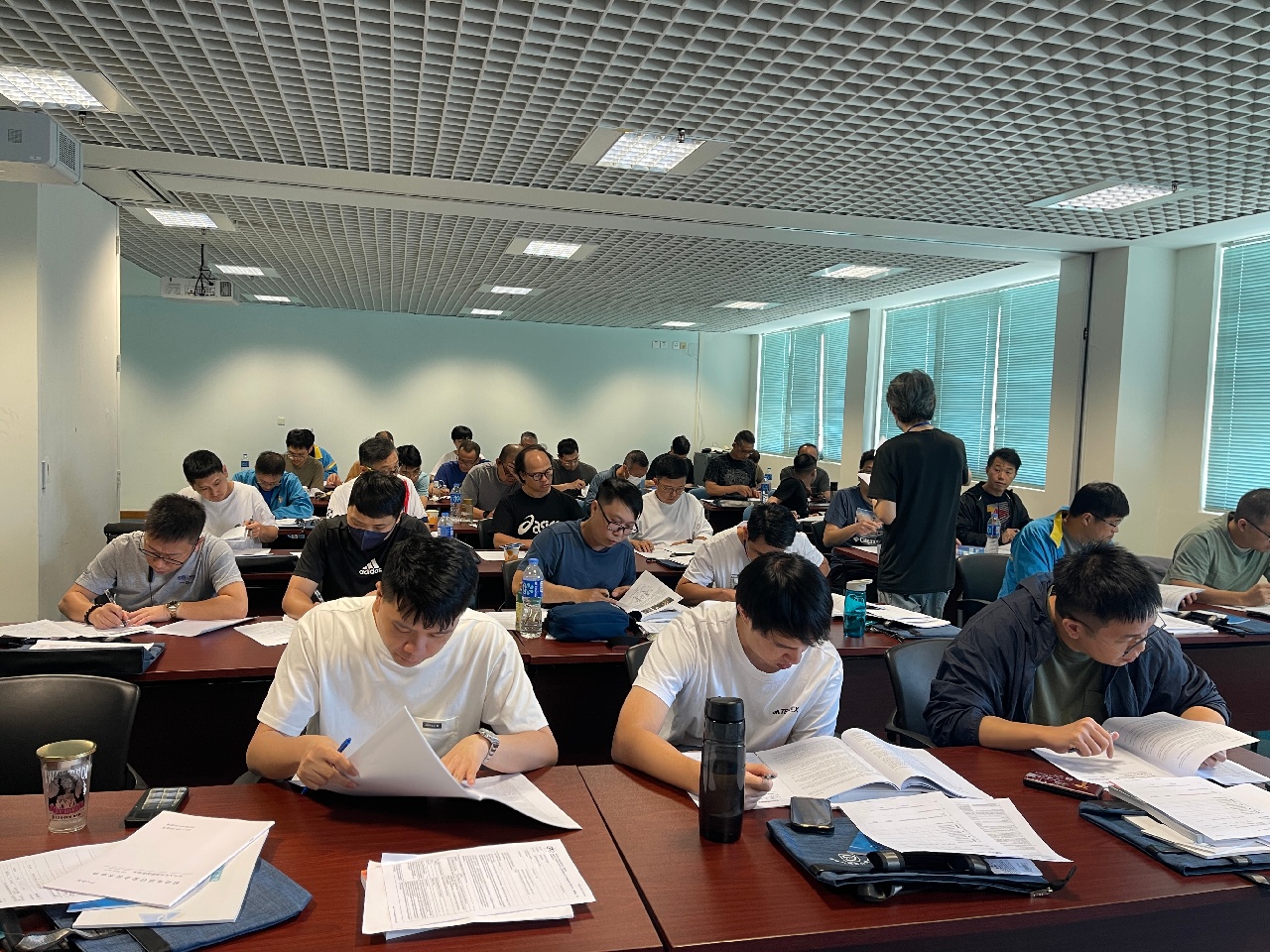 微信图片_2025-06-11_090426_616(1).jpg